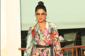Read more about the article Priyanka Chopra Jonas promoting ‘Sky is Pink’ in beautiful floral dress