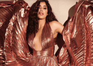 Read more about the article Janhvi Kapoor stunning look in Elle beauty awards