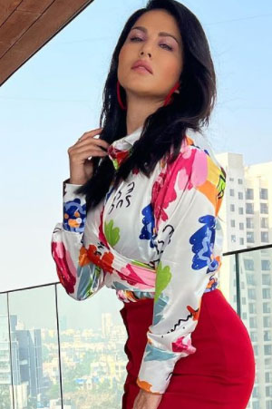 Sunny leone - 54.5 Million Instagram followers - Most followed Bollywood actresses Instagram