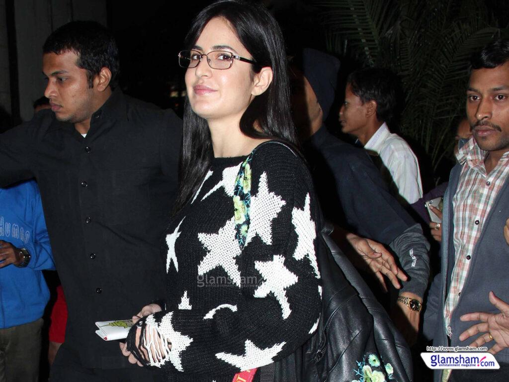katrina kaif in black dress wearing rimmed glasses spectacles specs - Most Beautiful Bollywood Actresses