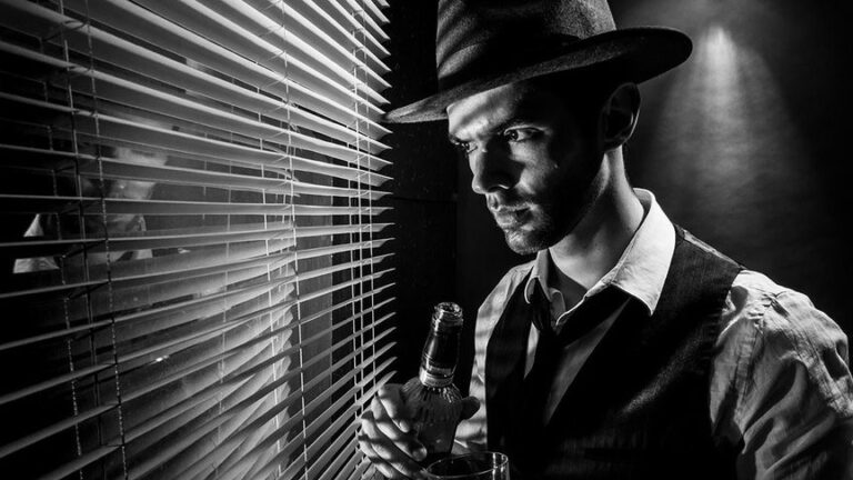 Read more about the article Illuminating Shadows: Film Noir – A Journey into Cinematic Storytelling