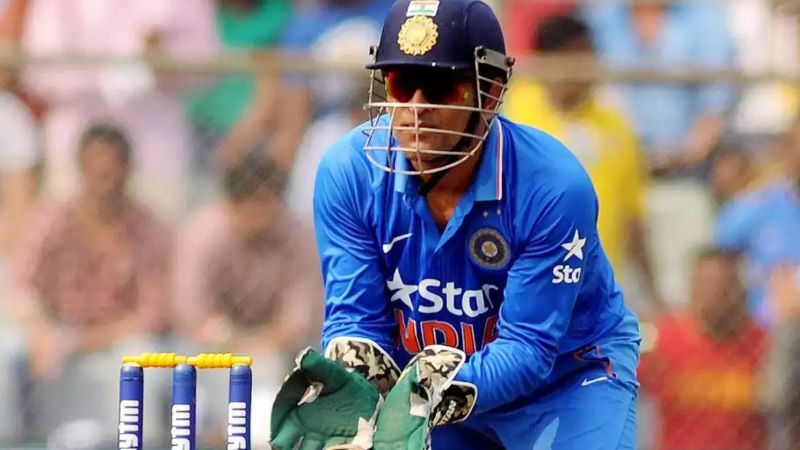 You are currently viewing MS Dhoni: A Wicketkeeper’s Legacy – Catches, Stumpings, and Unparalleled Grace