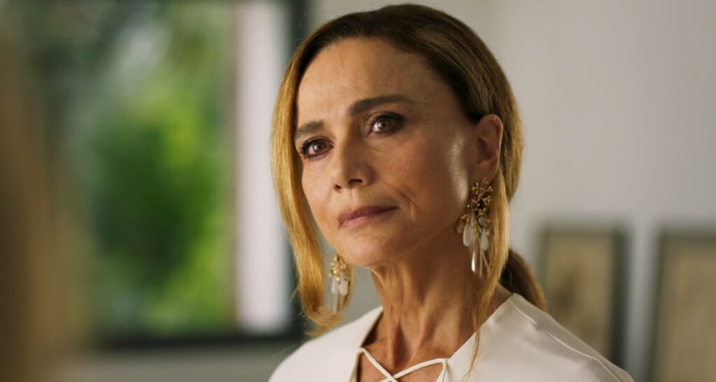 Lena Olin