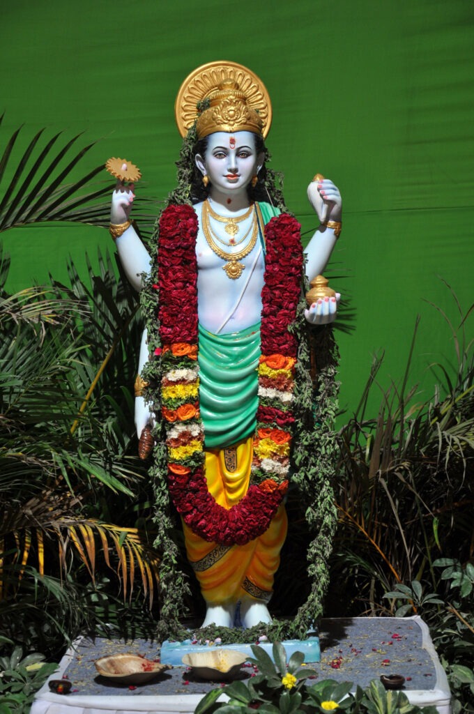 Ayurveda vs Modern Medicine: What Every Indian Should Know