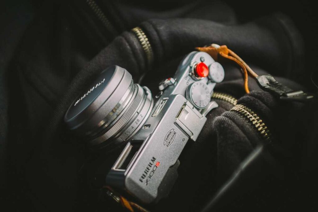 How AI Is Changing Entertainment News and Journalism