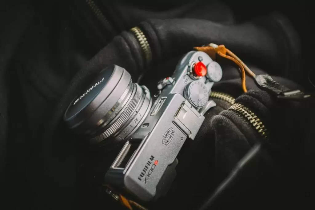 How AI Is Changing Entertainment News and Journalism